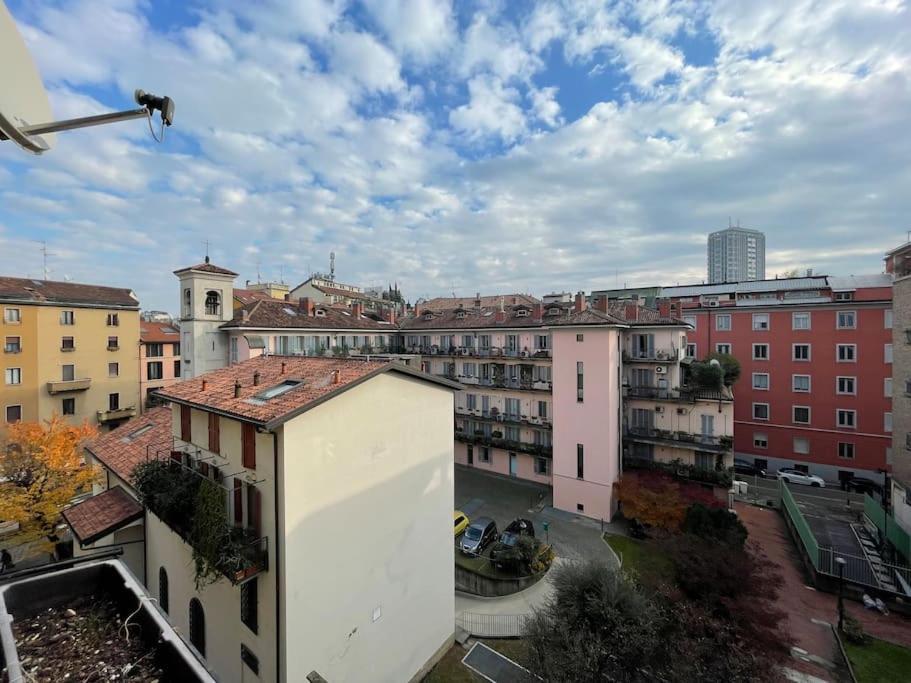 Duomo Walking DistanceModern Flat With Free Wifi Apartment Milano Ngoại thất bức ảnh